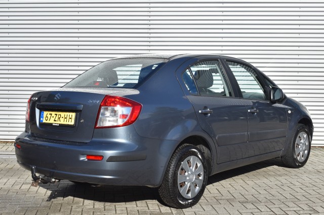 SUZUKI SX4 1.6 COMFORT / AIRCO / TREKHAAK / AUDIO / 4-SEASON BANDEN /, Grouwstra Auto`s, Deventer