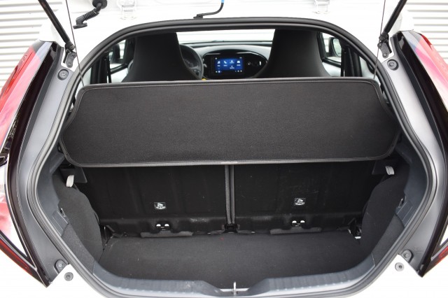 TOYOTA AYGO X 1.0 VVT-I MT PLAY / NL AUTO / 1e EIGENAAR / 100% DEALER ONDH., Grouwstra Auto`s, Deventer