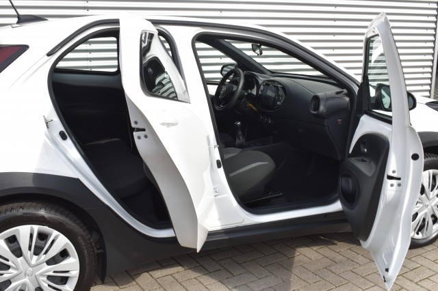 TOYOTA AYGO X 1.0 VVT-I MT PLAY / NL AUTO / 1e EIGENAAR / 100% DEALER ONDH., Grouwstra Auto`s, Deventer