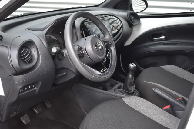 TOYOTA AYGO X 1.0 VVT-I MT PLAY / NL AUTO / 1e EIGENAAR / 100% DEALER ONDH., Grouwstra Auto`s, Deventer