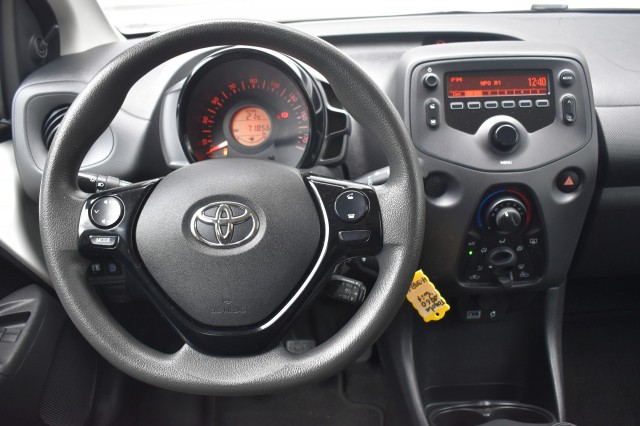 TOYOTA AYGO 1.0 VVT-I 5DRS. X-FUN / NL AUTO / AIRCO / EL. RAMEN / BLUETOOTH, Grouwstra Auto`s, Deventer