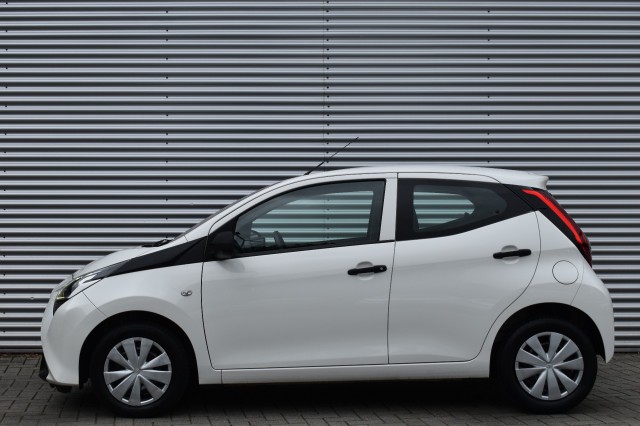 TOYOTA AYGO 1.0 VVT-I 5DRS. X-FUN / NL AUTO / AIRCO / EL. RAMEN / BLUETOOTH, Grouwstra Auto`s, Deventer