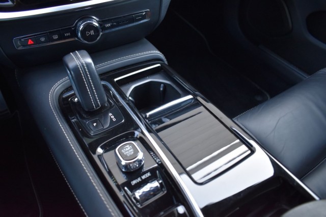 VOLVO V60 2.0 T6 AWD RECHARGE. R-DESIGN / STOEL+STW VERW. / EL. TREKHAAK, Grouwstra Auto`s, Deventer