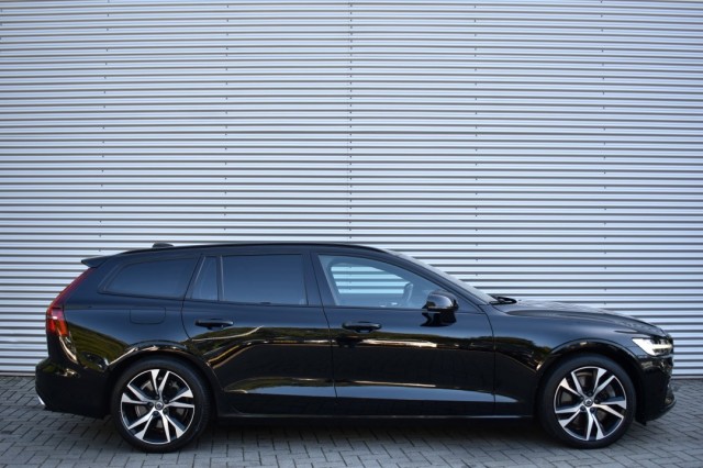 VOLVO V60 2.0 T6 AWD RECHARGE. R-DESIGN / STOEL+STW VERW. / EL. TREKHAAK, Grouwstra Auto`s, Deventer