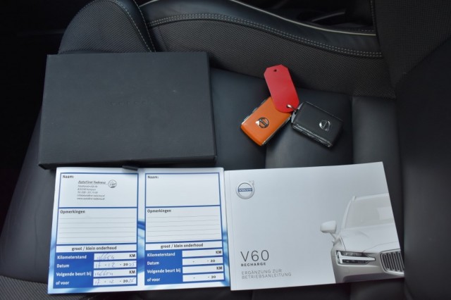 VOLVO V60 2.0 T6 AWD RECHARGE. R-DESIGN / STOEL+STW VERW. / EL. TREKHAAK, Grouwstra Auto`s, Deventer