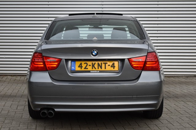 BMW 3-SERIE 325I BUSINESS LINE  / SCHUIF/KANTELDAK / SPORTSTOELEN / NAVI / NL-AUTO /, Grouwstra Auto`s, Deventer