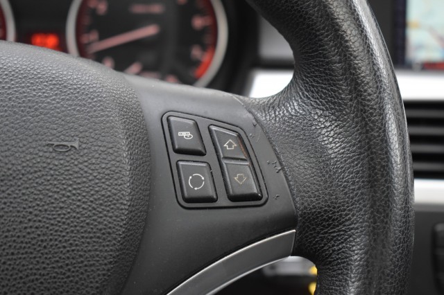 BMW 3-SERIE 325I BUSINESS LINE  / SCHUIF/KANTELDAK / SPORTSTOELEN / NAVI / NL-AUTO /, Grouwstra Auto`s, Deventer