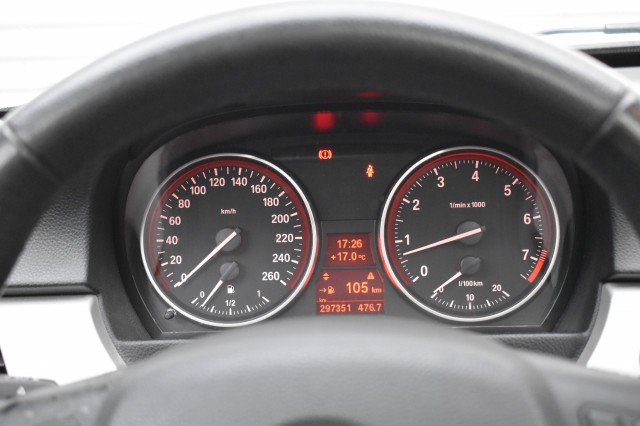 BMW 3-SERIE 325I BUSINESS LINE  / SCHUIF/KANTELDAK / SPORTSTOELEN / NAVI / NL-AUTO /, Grouwstra Auto`s, Deventer