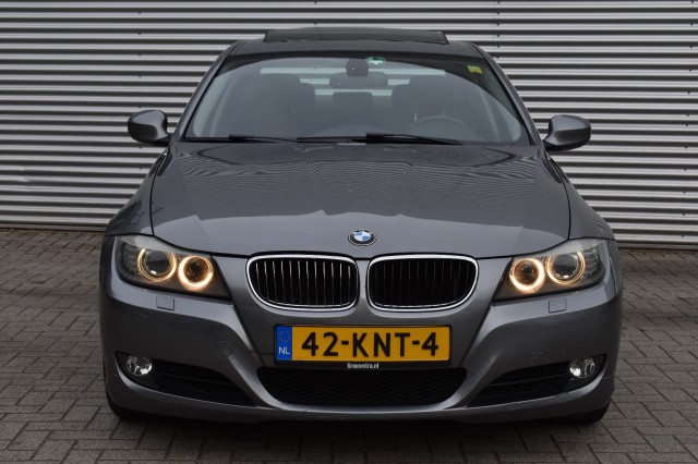 BMW 3-SERIE 325I BUSINESS LINE  / SCHUIF/KANTELDAK / SPORTSTOELEN / NAVI / NL-AUTO /, Grouwstra Auto`s, Deventer