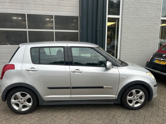 SUZUKI SWIFT 1.5 EXCLUSIVE, Auto Allerts B.V., Heerlen