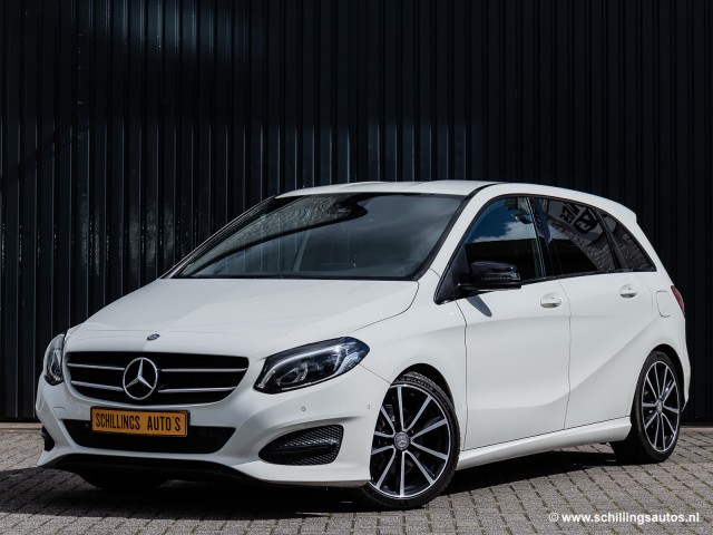 MERCEDES-BENZ B-KLASSE 200 AMBITION Automaat Navi Airco-ecc, Schillings Auto's, Cadier en keer