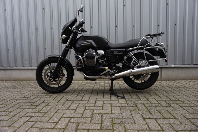 Moto guzzi V 7 - 