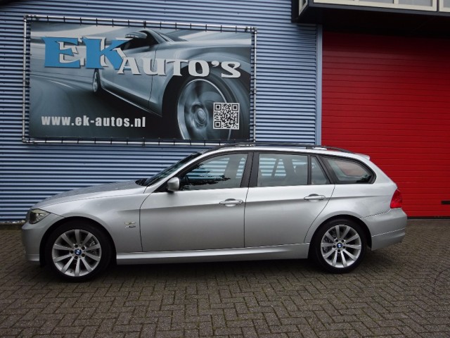 Bmw 3-serie - 320D X-Drive 177pk Sport, Gr.navi, 17inch, Leer, Afn.haak