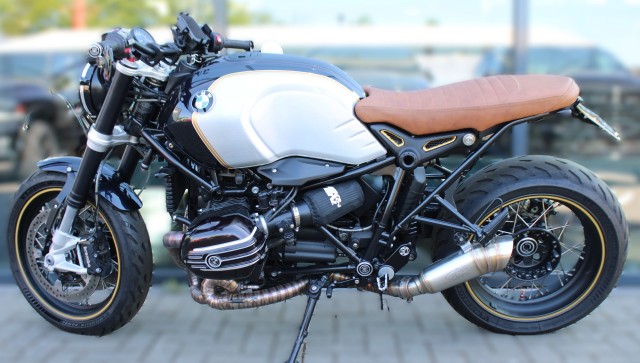 BMW R NINE T ROLAND SANDS DESIGN 1200 Scrambler 81KW , Liberty Cars BV, Valkenburg a/d Geul