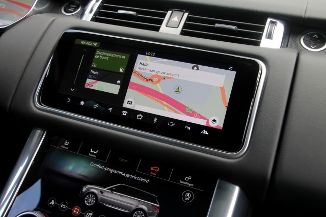 LAND ROVER RANGE ROVER P400e Limited Edition - 404 pk **Pano / Head up / Rear entertain, Autobedrijf Ploemen Meerssen BV, Meerss