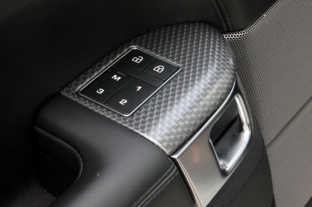 LAND ROVER RANGE ROVER P400e Limited Edition - 404 pk **Pano / Head up / Rear entertain, Autobedrijf Ploemen Meerssen BV, Meerss