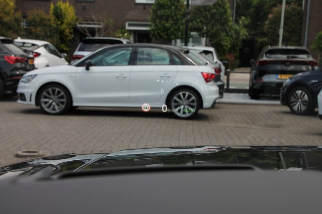 LAND ROVER RANGE ROVER P400e Limited Edition - 404 pk **Pano / Head up / Rear entertain, Autobedrijf Ploemen Meerssen BV, Meerss