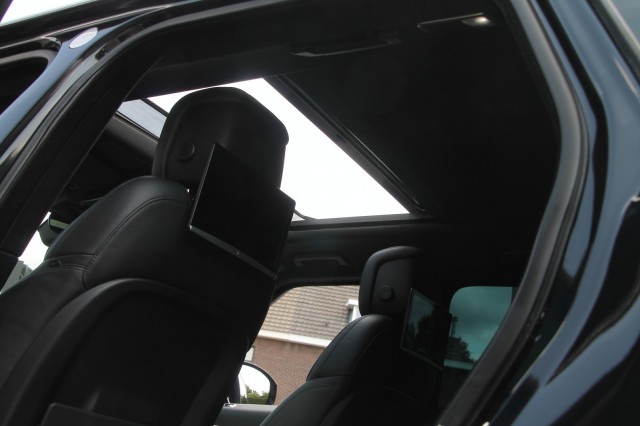 LAND ROVER RANGE ROVER P400e Limited Edition - 404 pk **Pano / Head up / Rear entertain, Autobedrijf Ploemen Meerssen BV, Meerss