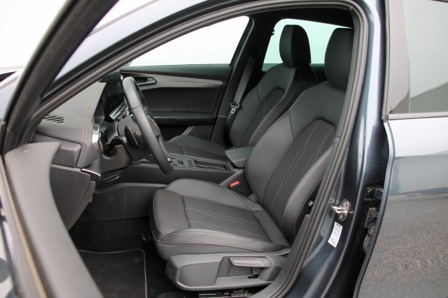 CUPRA FORMENTOR 1.4 TSI e-Hybrid - E-HYBRID ESS, Autobedrijf Ploemen Meerssen BV, Meerssen