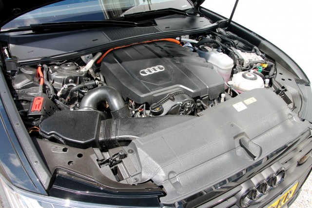 AUDI A6 Avant 55 TFSIe Quattro S-Line - 367 pk **Pano / HuD / Bang , Autobedrijf Ploemen Meerssen BV, Meerssen
