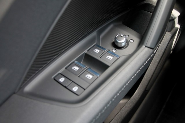 AUDI A3 Sportback 45 TFSIe S-Line - 245 pk **Pano / Camera / Side assist, Autobedrijf Ploemen Meerssen BV, Meerssen