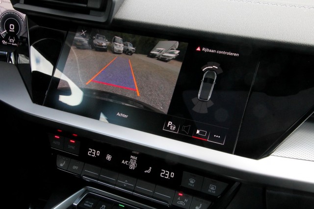 AUDI A3 Sportback 45 TFSIe S-Line - 245 pk **Pano / Camera / Side assist, Autobedrijf Ploemen Meerssen BV, Meerssen