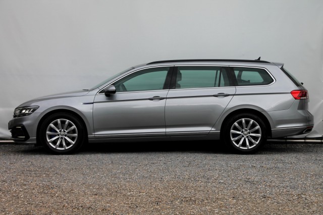 VOLKSWAGEN PASSAT Variant 1.4 TSI PHEV GTE Business - 218 pk **Camera / Massage, Autobedrijf Ploemen Meerssen BV, Meerssen