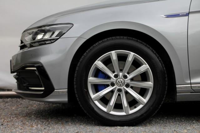 VOLKSWAGEN PASSAT Variant 1.4 TSI PHEV GTE Business - 218 pk **Camera / Massage, Autobedrijf Ploemen Meerssen BV, Meerssen