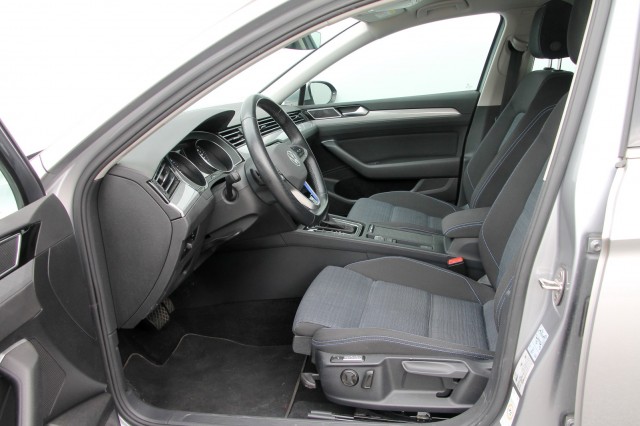 VOLKSWAGEN PASSAT Variant 1.4 TSI PHEV GTE Business - 218 pk **Camera / Massage, Autobedrijf Ploemen Meerssen BV, Meerssen