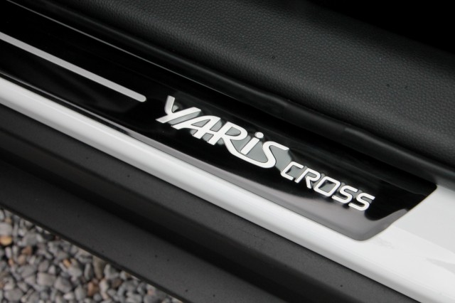 TOYOTA YARIS 1.5 Hybrid 130 Team Player - 93 pk **Carplay / Camera / ACC, Autobedrijf Ploemen Meerssen BV, Meerssen