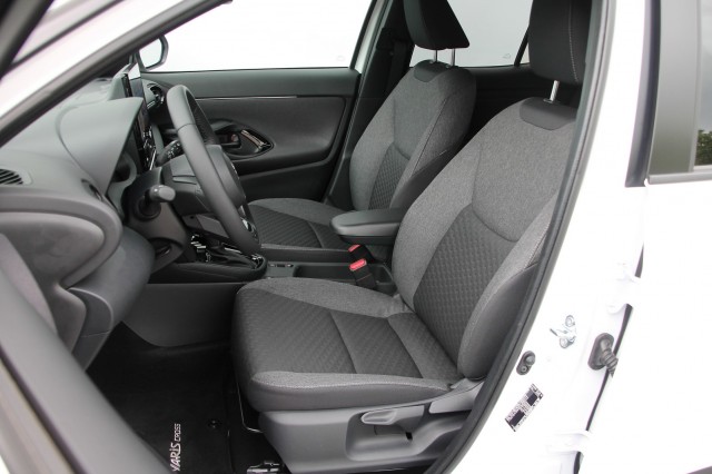 TOYOTA YARIS 1.5 Hybrid 130 Team Player - 93 pk **Carplay / Camera / ACC, Autobedrijf Ploemen Meerssen BV, Meerssen