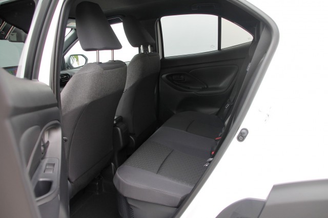 TOYOTA YARIS 1.5 Hybrid 130 Team Player - 93 pk **Carplay / Camera / ACC, Autobedrijf Ploemen Meerssen BV, Meerssen