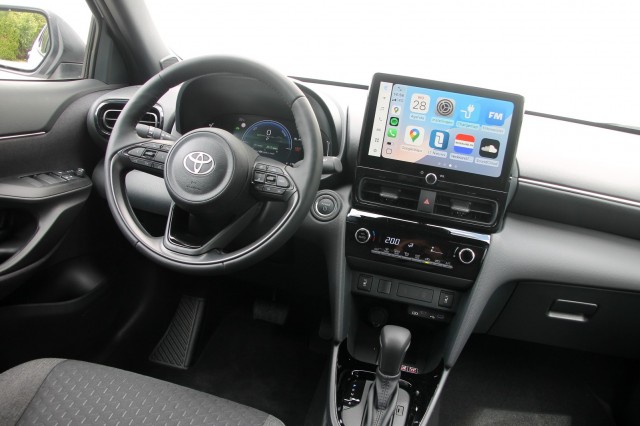 TOYOTA YARIS 1.5 Hybrid 130 Team Player - 93 pk **Carplay / Camera / ACC, Autobedrijf Ploemen Meerssen BV, Meerssen