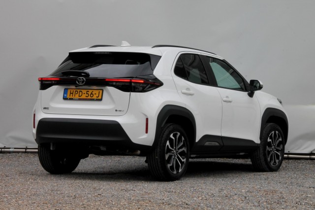 TOYOTA YARIS 1.5 Hybrid 130 Team Player - 93 pk **Carplay / Camera / ACC, Autobedrijf Ploemen Meerssen BV, Meerssen