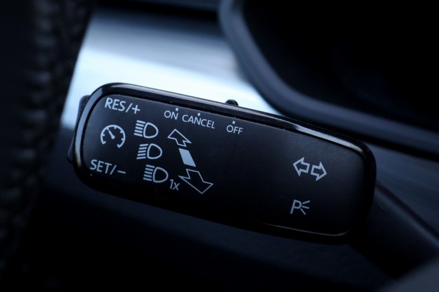 SKODA SUPERB Combi 1.4 TSI iV Business Edition - 218 pk **Carplay / Led / Navi, Autobedrijf Ploemen Meerssen BV, Meerssen