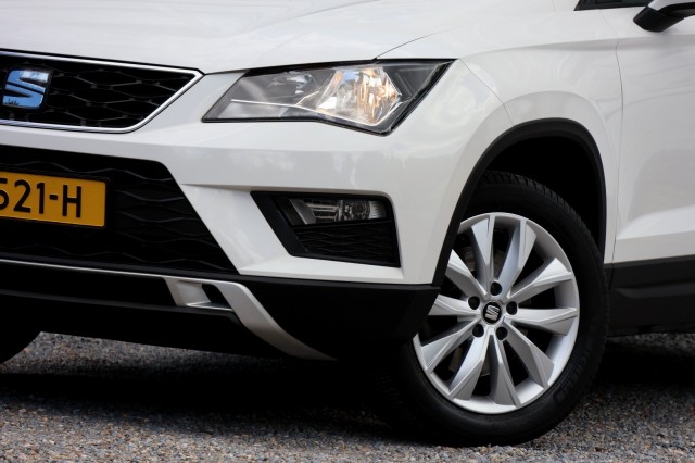 SEAT ATECA 1.4 EcoTSI Style - 150 pk **Full Link / PDC / Lane Assist, Autobedrijf Ploemen Meerssen BV, Meerssen