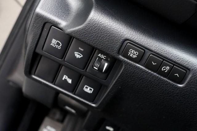 LEXUS IS 300H First Edition - 223 pk **Dealeronderhouden / Camera / Navi, Autobedrijf Ploemen Meerssen BV, Meerssen