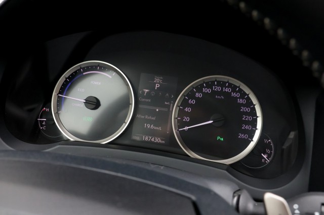 LEXUS IS 300H First Edition - 223 pk **Dealeronderhouden / Camera / Navi, Autobedrijf Ploemen Meerssen BV, Meerssen