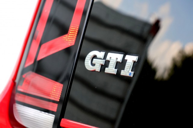 VOLKSWAGEN UP 1.0 TSI GTI - 116 pk **Pano / Dealeronderhouden / Stoelverwarming, Autobedrijf Ploemen Meerssen BV, Meerssen