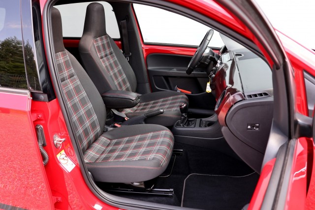 VOLKSWAGEN UP 1.0 TSI GTI - 116 pk **Pano / Dealeronderhouden / Stoelverwarming, Autobedrijf Ploemen Meerssen BV, Meerssen