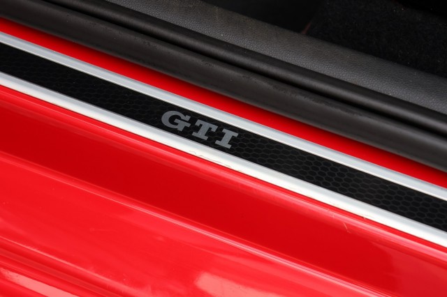 VOLKSWAGEN UP 1.0 TSI GTI - 116 pk **Pano / Dealeronderhouden / Stoelverwarming, Autobedrijf Ploemen Meerssen BV, Meerssen