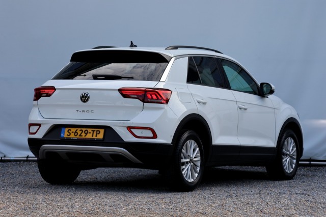 VOLKSWAGEN T-ROC 1.5 TSI DSG Life - 150 pk **Carplay / Led / ACC, Autobedrijf Ploemen Meerssen BV, Meerssen