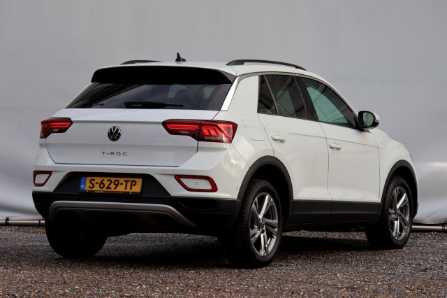 VOLKSWAGEN T-ROC 1.5 TSI DSG Life - 150 pk **Carplay / Led / ACC, Autobedrijf Ploemen Meerssen BV, Meerssen