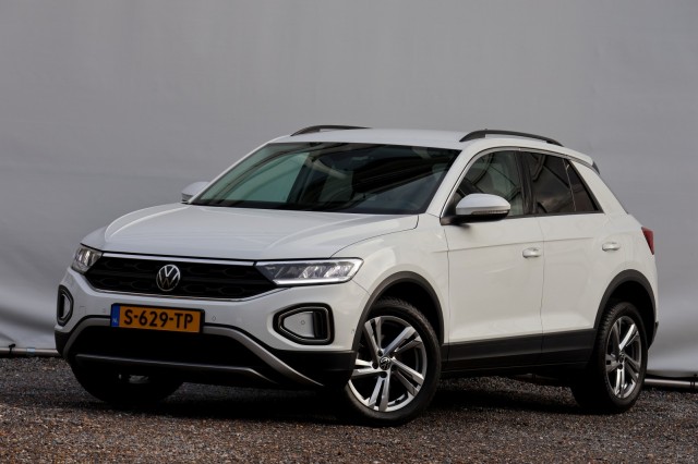 VOLKSWAGEN T-ROC 1.5 TSI DSG Life - 150 pk **Carplay / Led / ACC, Autobedrijf Ploemen Meerssen BV, Meerssen