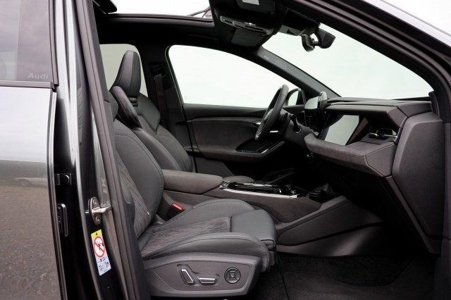 AUDI Q6 E-TRON S Edition Quattro 100 kWh - 387 pk, Autobedrijf Ploemen Meerssen BV, Meerssen