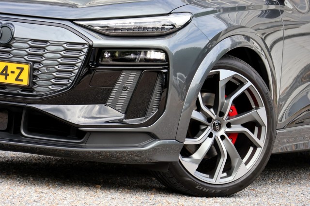 AUDI Q6 E-TRON S Edition Quattro 100 kWh - 387 pk, Autobedrijf Ploemen Meerssen BV, Meerssen
