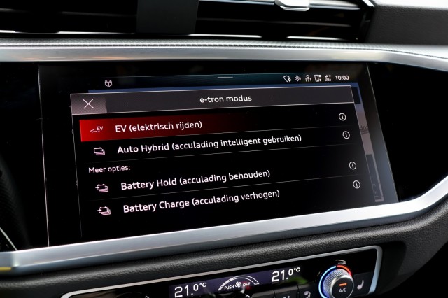 AUDI Q3 SPORTBACK 45 TFSIe S-Line - 245 pk **Trekhaak / Camera / Zwart optiek, Autobedrijf Ploemen Meerssen BV, Meerssen