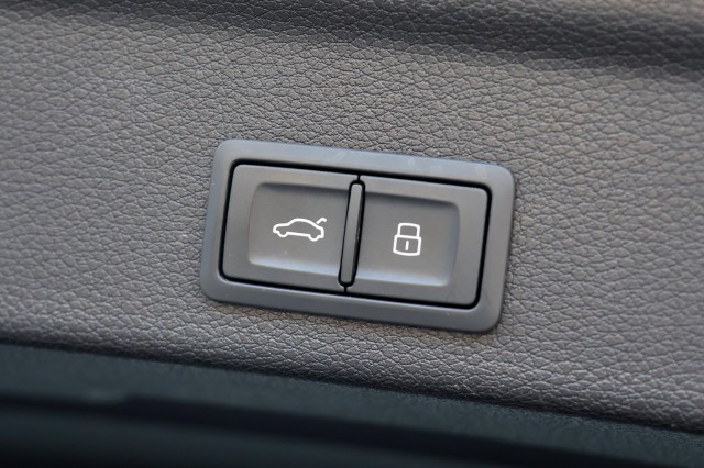 AUDI Q3 Sportback 45 TFSIe S-Line - 245 pk **Camera / Trekhaak / Navi, Autobedrijf Ploemen Meerssen BV, Meerssen