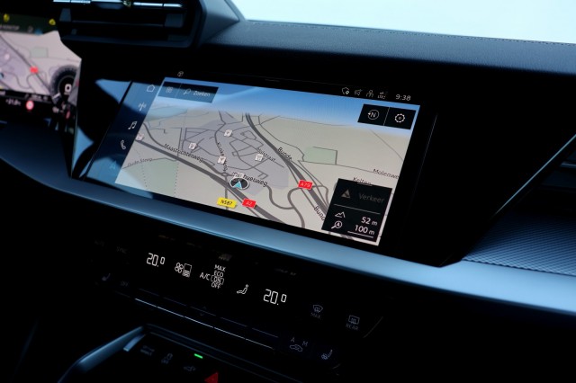 AUDI A3 Sportback 40 TFSIe S-Line - 204 pk **Bang Olufsen / Keyless / Camera, Autobedrijf Ploemen Meerssen BV, Meerssen