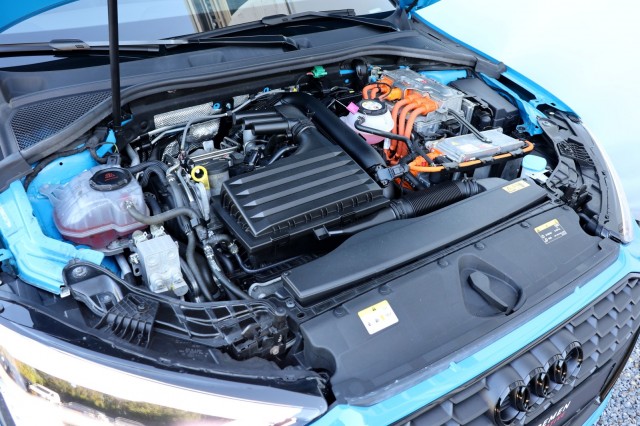 AUDI A3 Sportback 40 TFSIe S-Line - 204 pk **Bang Olufsen / Keyless / Camera, Autobedrijf Ploemen Meerssen BV, Meerssen